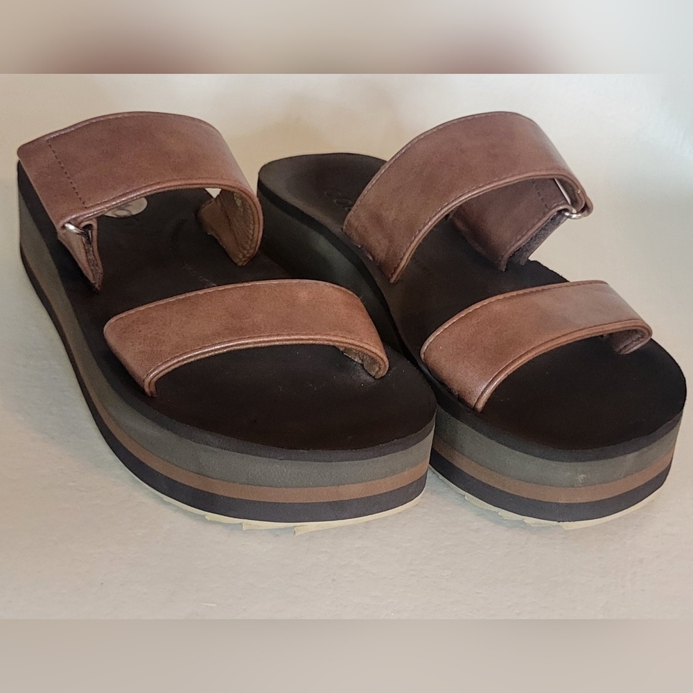 Cobian Zia Rise Sandals